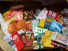 【限定】500円値下げ中！ 食品モチーフの布製ポーチ 中型