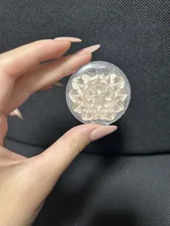 キャンメイク　むにゅっとハイライター　01