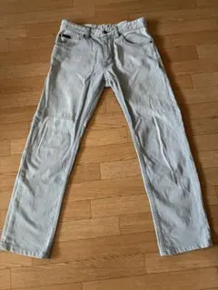 Calvin Klein Jeans 美脚デニム