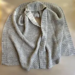 グレー 編み込みデザイン ストール　ケープ　マフラー