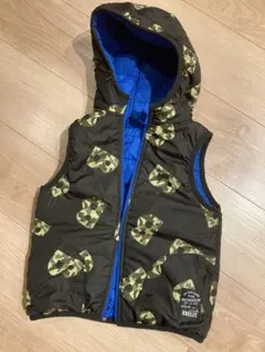BREEZE 迷彩柄 リバーシブル　ダウンベスト サイズ120
