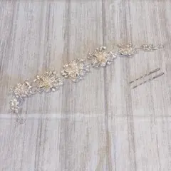 【美品】ヘッドドレス　パール　シルバー　花モチーフ　ヘアアクセサリー