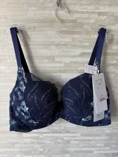 C80」トリンプ 天使のブラ スリムライン 極上ライト594 ブラジャー