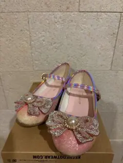 キッズパンプス　グリッターリボン付き ピンク18.5から19cm