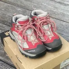 mont-bellティトンブーツ　キッズ登山靴　19.0cmのサムネイル