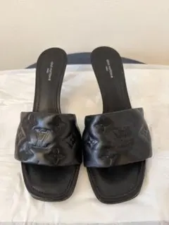 LOUIS VUITTON モノグラム パデッド サンダル ミュール - メルカリ