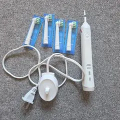 電動歯ブラシ ブラウンOral-B PRO2000 充電器 替ブラシ オーラルBのサムネイル