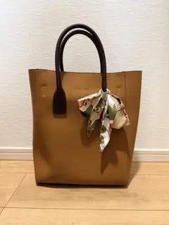 ブラウンレザートートバッグ スカーフ付き