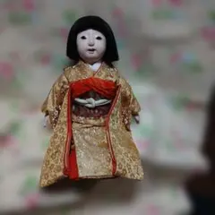今月いっぱいの出品、最終価格です 市松人形 カラフル着物 ミニ - メルカリ