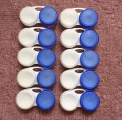コンタクトケース 10個（ボシュロム）未使用のサムネイル