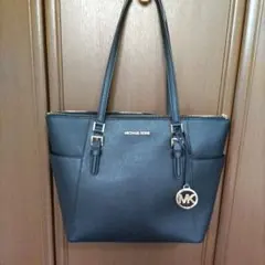 MICHAEL KORS ブラック トートバッグ美品