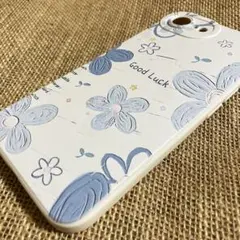 iPhone16e用　スマホケース　ソフトタイプ　爽やか可愛いブルーフラワー