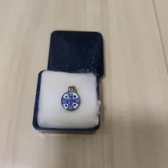 ペンダントトップ