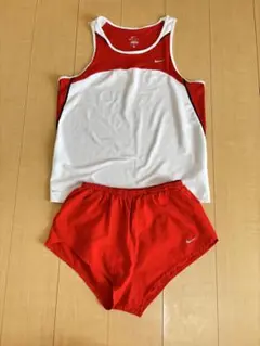 Nike 赤白 タンクトップ ショートパンツ セット　サイズXL