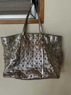 JimmyChooメタリックシルバー トートバッグ