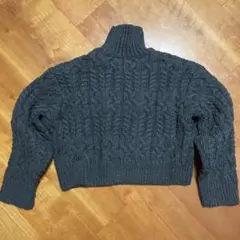 ZARAケーブルニットグレー