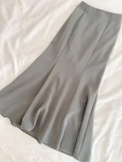 む*む様 明日まで　美品　GRL ハイウエストマーメイドスカート　pm126