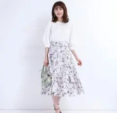 ランダムフラワープリントスカート（グリーン）