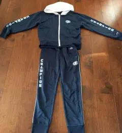 チャンピオン　パーカー付きトレーニングウェア上着160cmズボン150cmセット