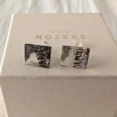 NOJESS スクエア型 ピアスのサムネイル