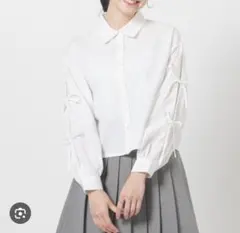 ハニーズ　袖リボンシャツ
