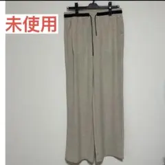 未使用 ベージュ ウエストゴム ガウチョパンツXL ワイドパンツ　脚長効果　春夏