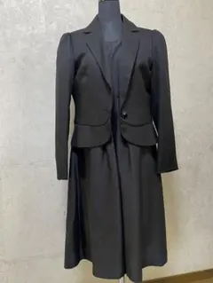 入学式や結婚式にブラックスーツ・ジャケットとワンピースのセット　15号