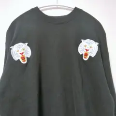 フォーサーティ fourthirty　430　スウェット ホワイトタイガー刺繍