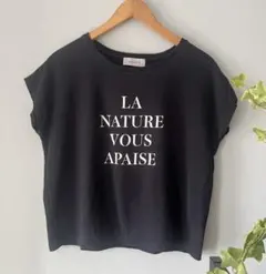 SIMPLICITE ロゴプリント フレンチスリーブ　Tシャツ ブラックのサムネイル