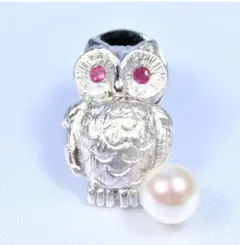 【未使用品】パール　フクロウデザイン ブローチ