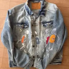 H&M✕ラッパーYoung Thugのコラボデニムジャケット。松村北斗着用で 