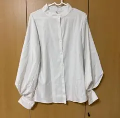 ホワイトスタンドカラーシャツ