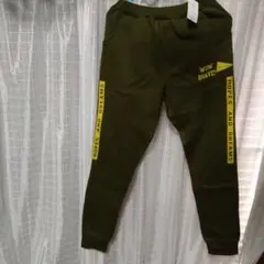 新品　150 オリーブグリーン ロングパンツ 長ズボン　裏起毛