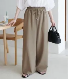 新品☆ディスコート☆-3kg見え！とろみイージーパンツ☆ベージュ