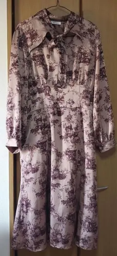 花柄 胸元 リボン ワンピース 大きいサイズ