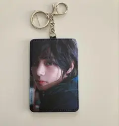 BTS Ｖ　テテ　 キーホルダー付きカードケース