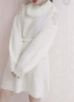 ハニーシナモン 白ニットワンピース