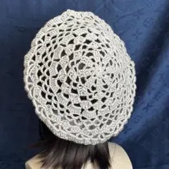 ライトグレー　レース編み　ベレー帽　アクリル　ハンドメイド