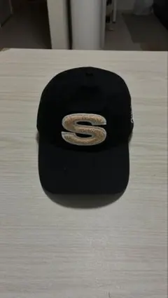 ストゥーシー　Stussy Sロゴ キャップ ブラック