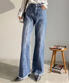 【CLASSICAL ELF 】裾フリンジセミフレアデニムパンツ