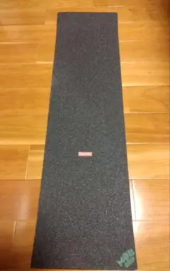 SUPREME ストリート系スポーツ