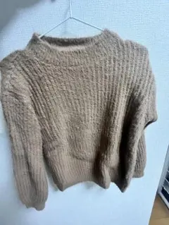 ベージュ リブ編み ニット 長袖　Mサイズ