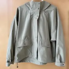 マウンテンパーカー