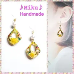 No.1597-E　ドライフラワーとパール☆レジン☆ピアス・イヤリング