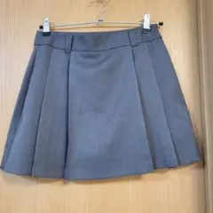 GU プリーツスカート グレー Mサイズのサムネイル