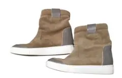 Item thumbnail for item f7bfa964-d3b8-4300-a398-e86c9d63185d