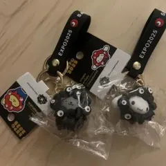 大阪万博　サンリオ　黒ミャクミャク