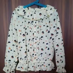 フリルブラウス