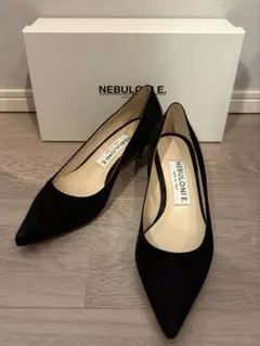 【未使用】NEBULONIE ネブローニ ブラック スエード パンプス 37のサムネイル