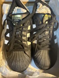 adidas Superstarスニーカー サイズ25.0のサムネイル